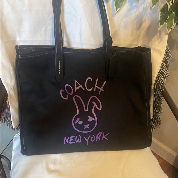 Coach New York Black Tote - Picture 2 of 8